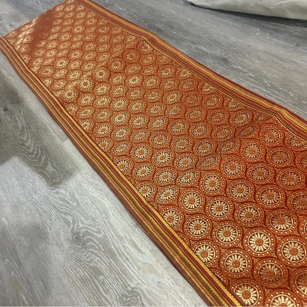 ✨Pier 1 Imports Burnt Orange & Gold Embroidered Table Runner –Elegant Boho Chic